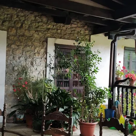 Octavio Konukevi Santillana del Mar