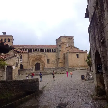 Octavio 2* Santillana del Mar