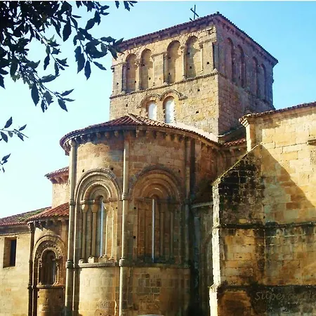 Octavio Konukevi Santillana del Mar