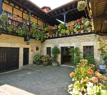 Octavio Santillana del Mar