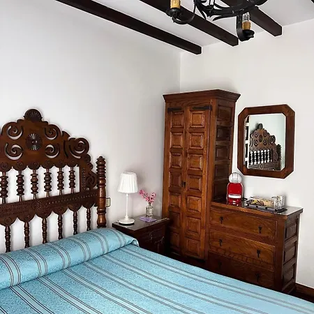 Octavio Πανσιόν 2*