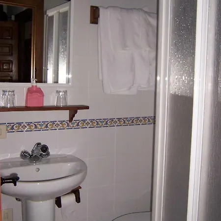 Πανσιόν Octavio Σαντιγιάνα ντελ Μαρ